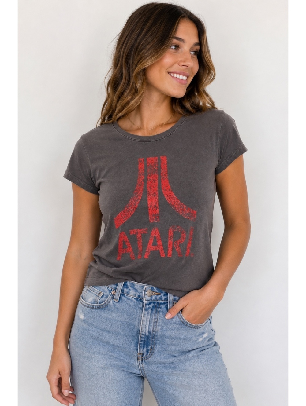 Atari Gray Graphic T-Shirt Women’s Small Red Logo Retro Gaming 100% Cotton